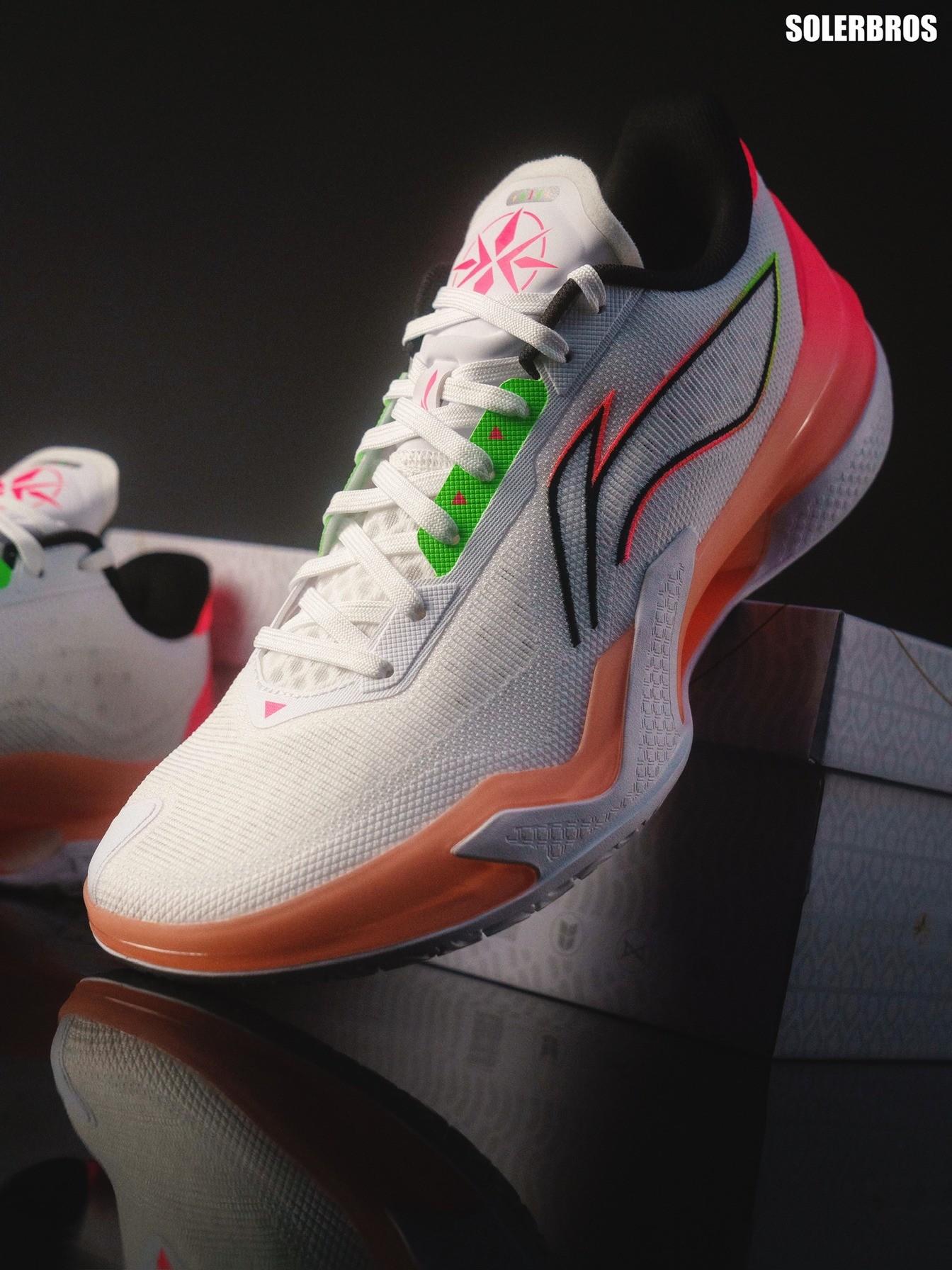 越穿越好穿!利刃5低帮「极昼」实战测评